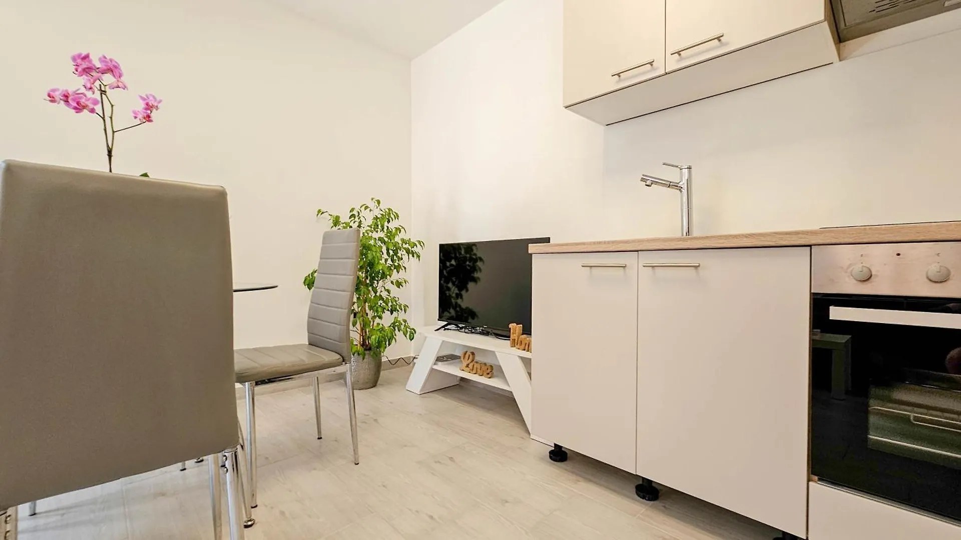 Apartment Lux Novigrad Istria 0*,  كرواتيا